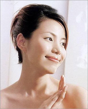 一錯再錯的(de)六個(gè)護膚壞習(xí)慣