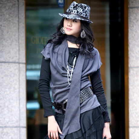 直擊韓國街(jiē)頭美(měi)女(nǚ)氣質裝