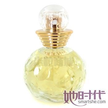 這個(gè)季節你(nǐ)的(de)香水(shuǐ)用(yòng)對了嗎?(圖)