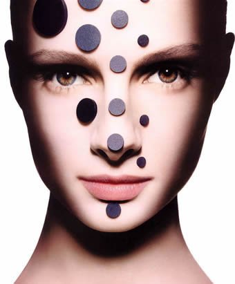 什(shén)麽樣的(de)肌膚易長成人(rén)痘?